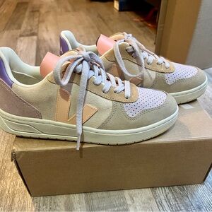 VEJA V-10 Suede Sneakers in Multicolor-Peach, size 38/7